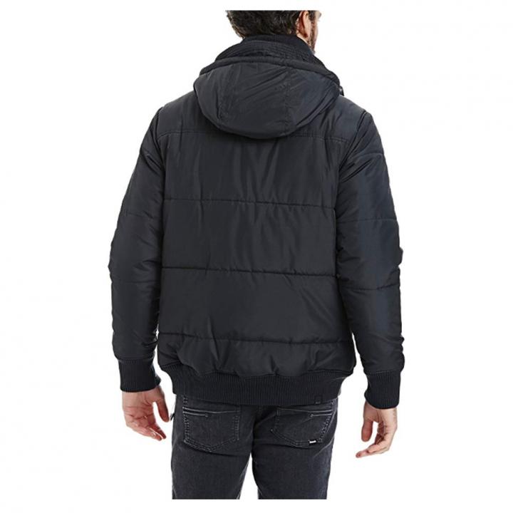 Bench Herren Armature Jacke Winterjacke Steppjacke, schwarz L | Outdoor  Online Shop | Der Marken Outlet für Sportartikel | HIVE